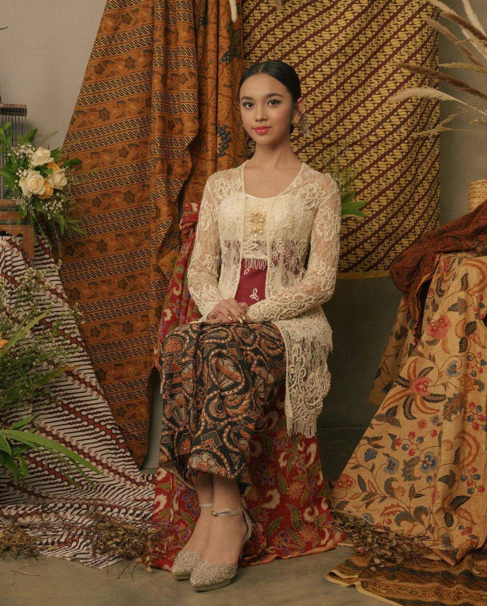 9 Ide Kebaya Untuk Hari Kartini, Bisa Untuk Berbagai Acara