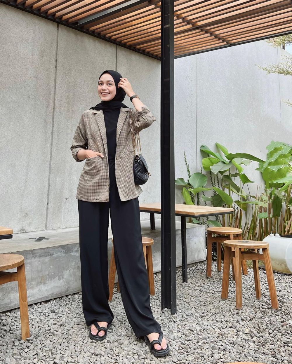 OOTD Hijab Ke Kantor Dengan Blazer