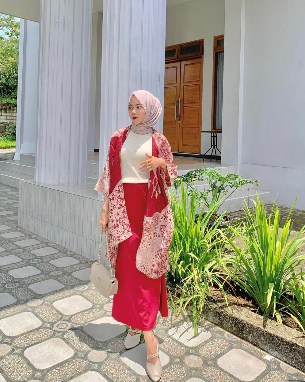 10 Inspirasi Daily Outfit Buat Lebaran, Gak Perlu Beli Baju Baru!