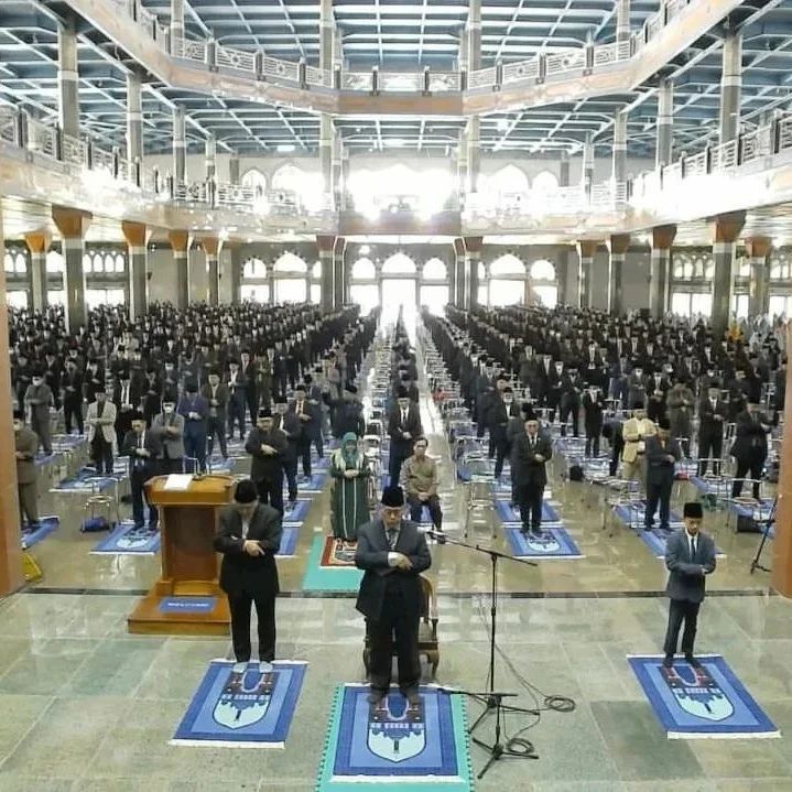 Biaya Madrasah Tsanawiyah Ponpes Al-Zaytun Gunakan Dolar AS