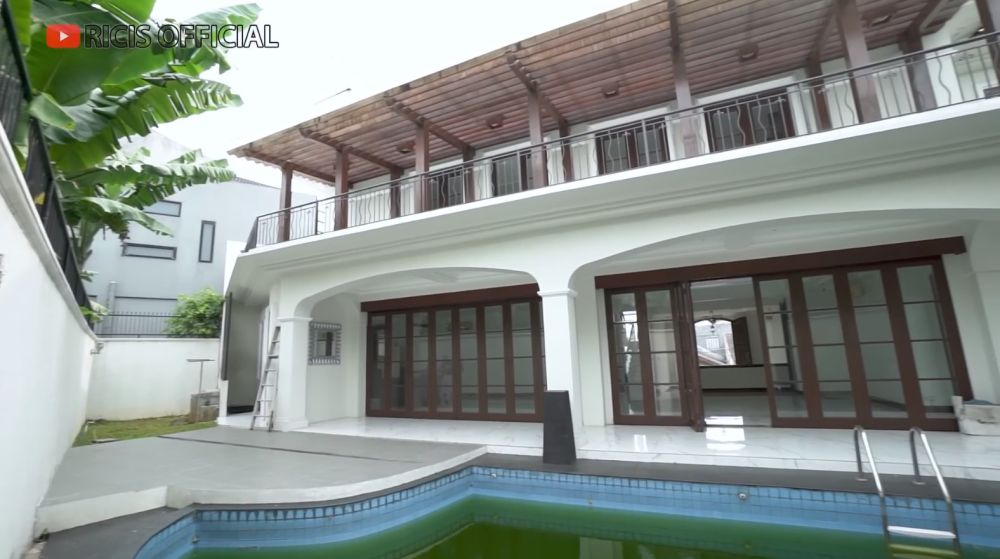 Hadiah buat Moana, 10 Potret Rumah Baru Ria Ricis yang Mewah