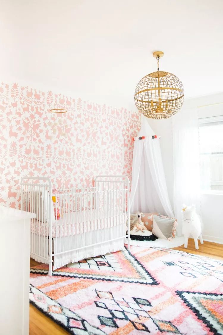 9 Inspirasi Dekorasi Kamar untuk Bayi Perempuan, Girly!