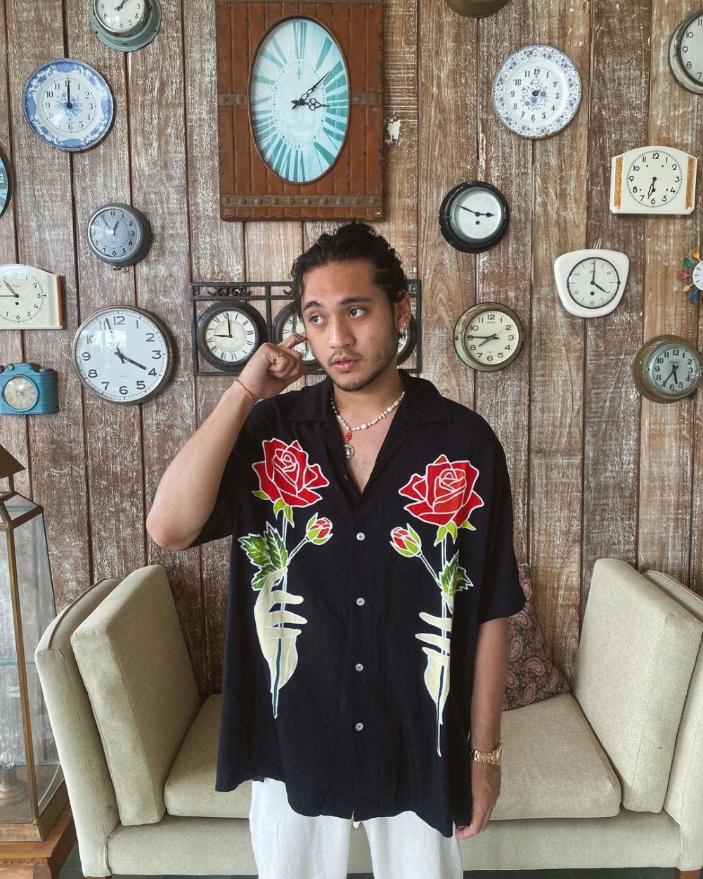 9 Aktor Indonesia yang Jadi Lawan Main Lutesha Sadhewa