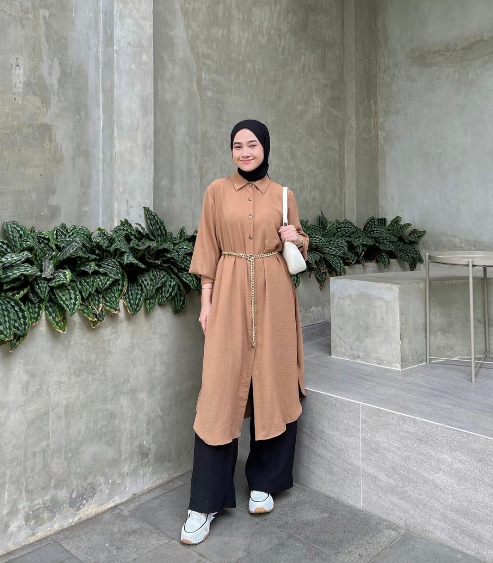 10 Inspirasi Daily Outfit Buat Lebaran, Gak Perlu Beli Baju Baru!