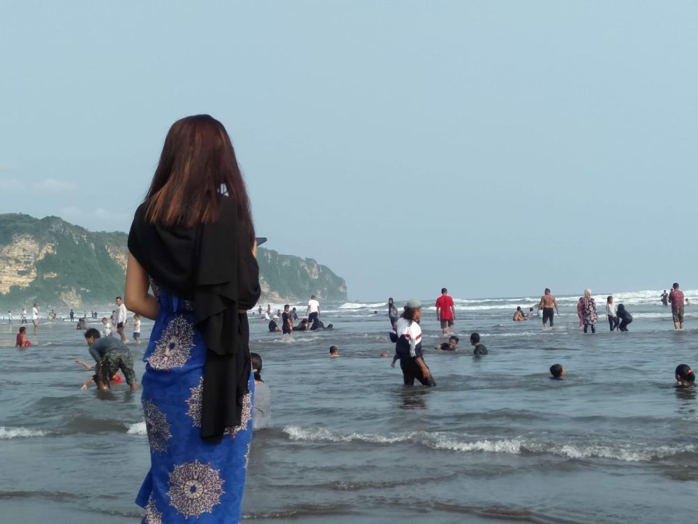 Korban Sengatan Ubur-Ubur di Pantai Gunungkidul Capai 141 Orang