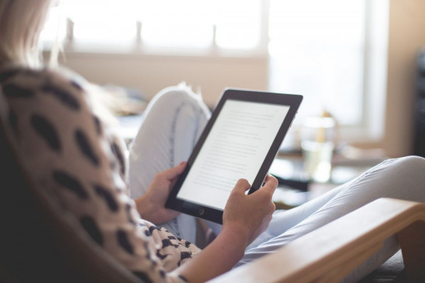 7 Platform Baca Online untuk Pemula, Gratis dan Lengkap!