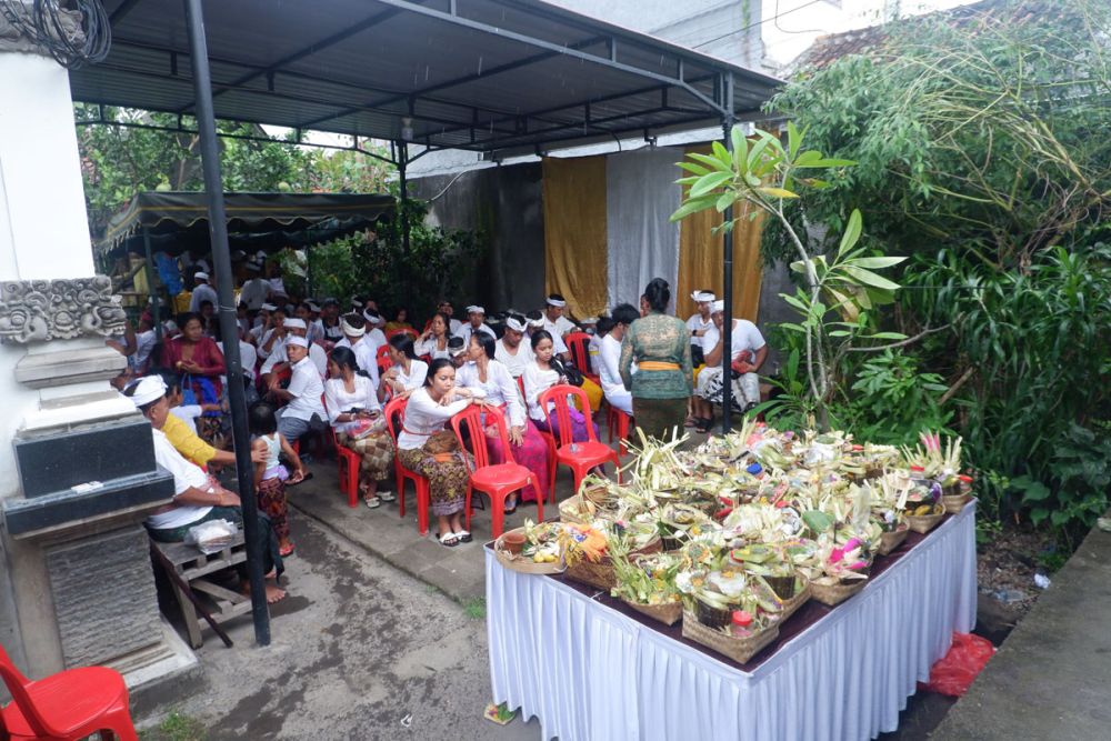 Melihat Prosesi Ruwatan Sapuh Leger di Griya Reka Eka Sari