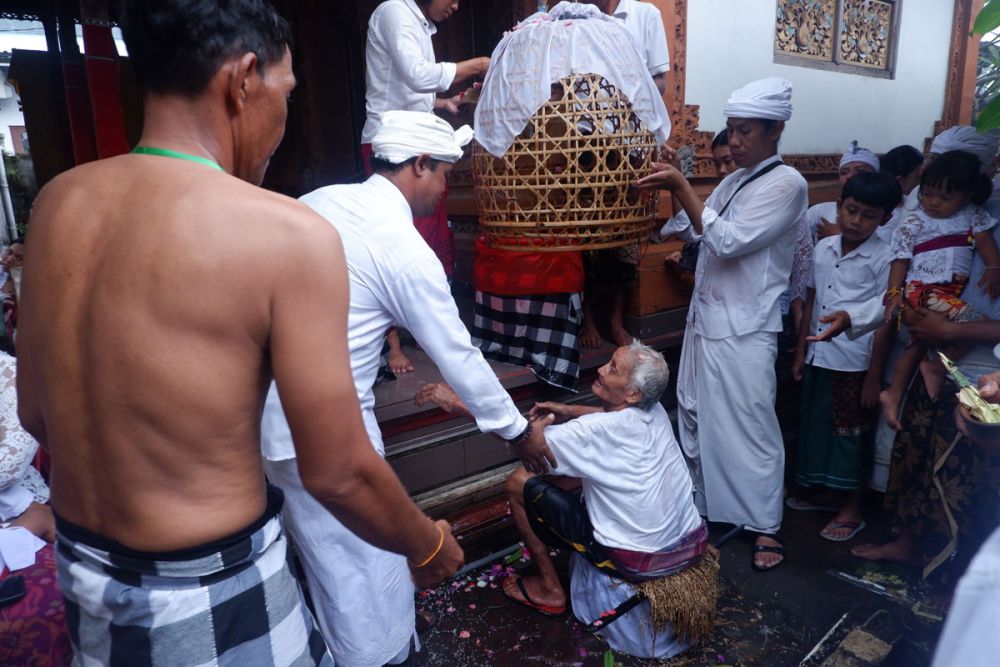 Makna Ruwatan Sapuh Leger di Bali, Sakral dan Penuh Makna