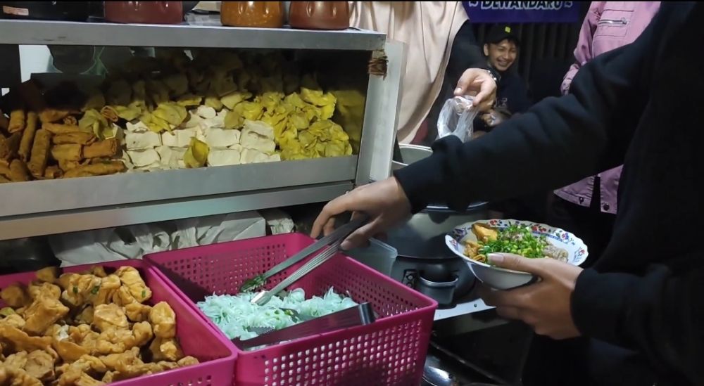 8 Spot Kuliner di Area Universitas Brawijaya, Favorit Mahasiswa