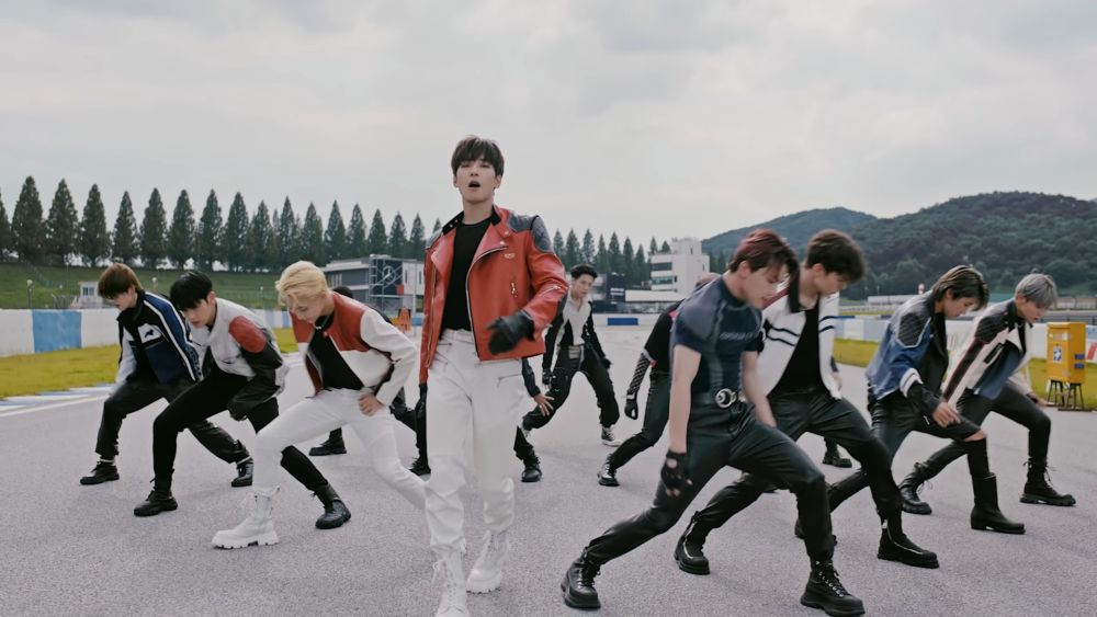 9 Boy Group KPop yang Merilis Music Video untuk Penggemar