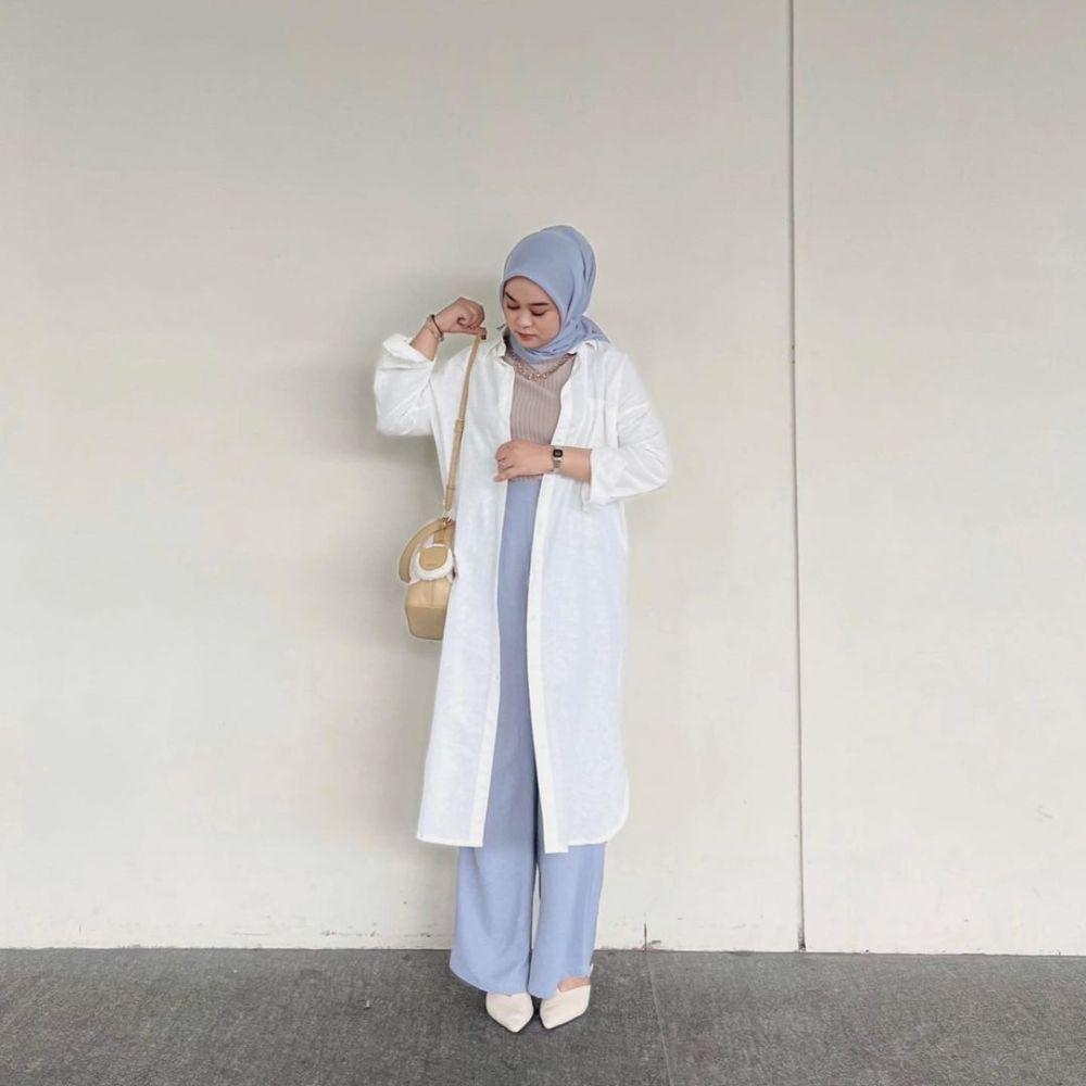 10 Mix and Match Long Outer Untuk Raya Outfit, Kasual Hingga Feminin