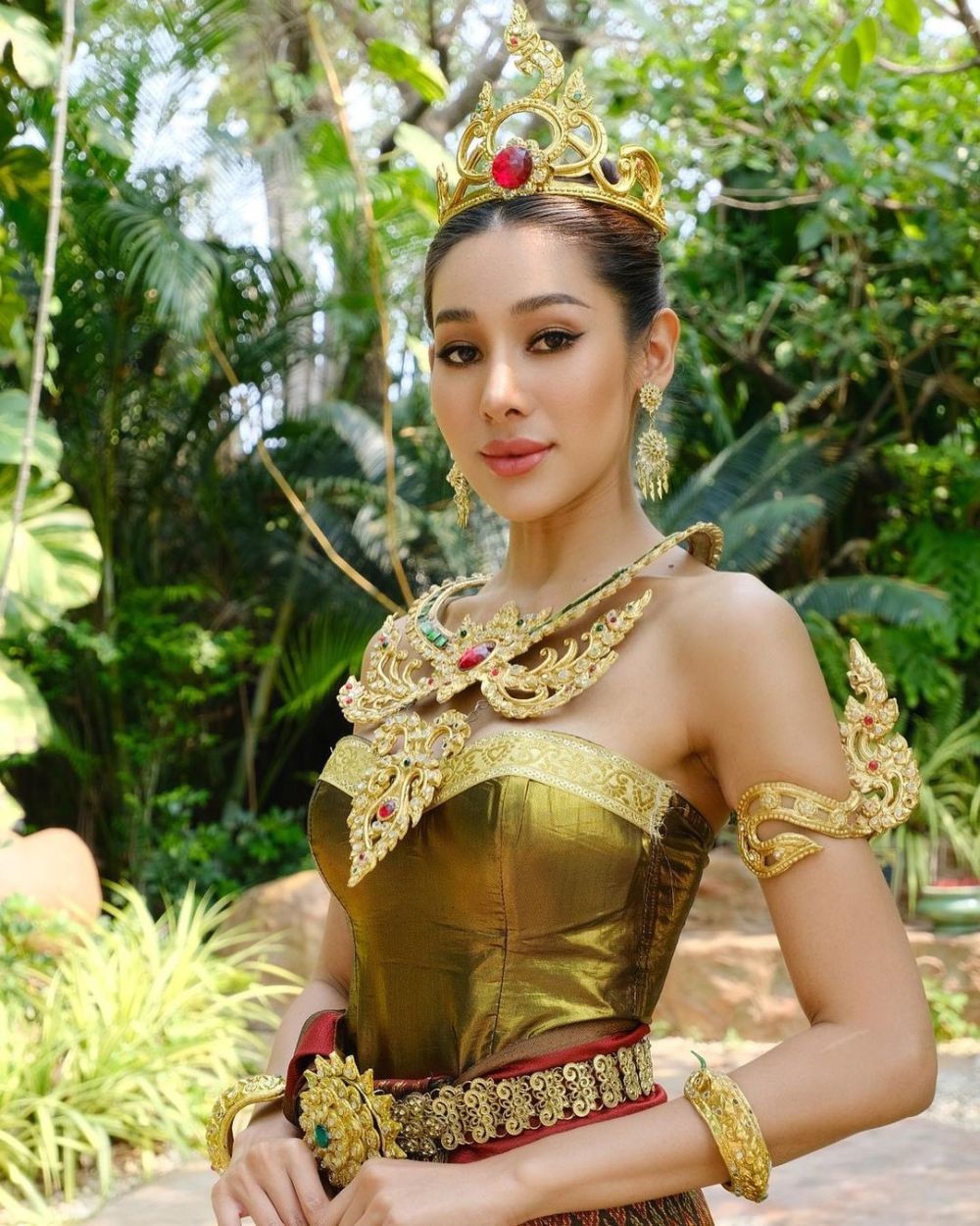 9 Potret Anuthida, Miss Grand Thailand yang Viral