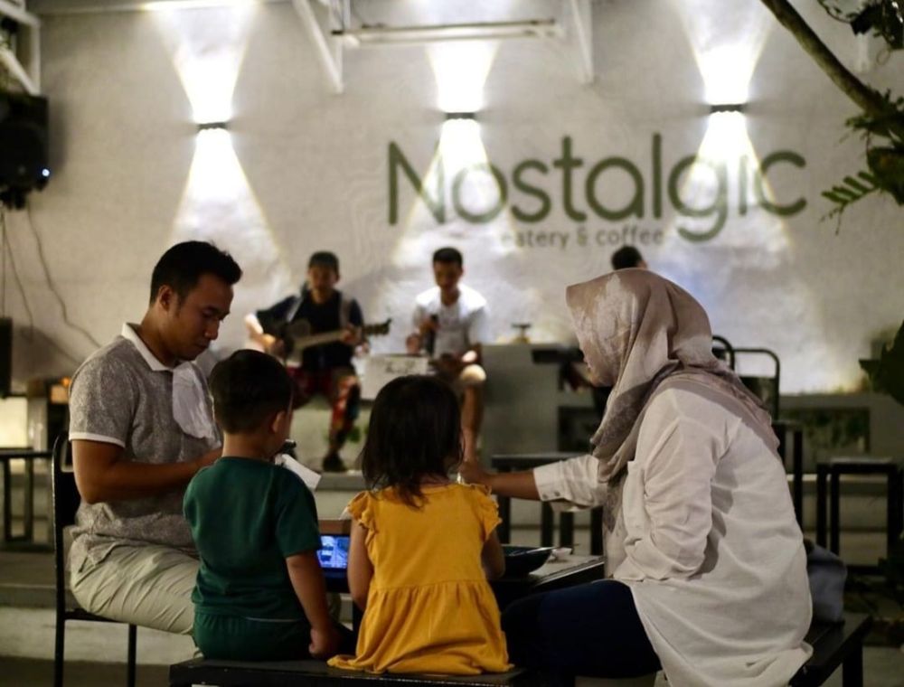 Berbuka Puasa di Nostalgic, Kafe yang Nyaman dan Asyik di Mataram