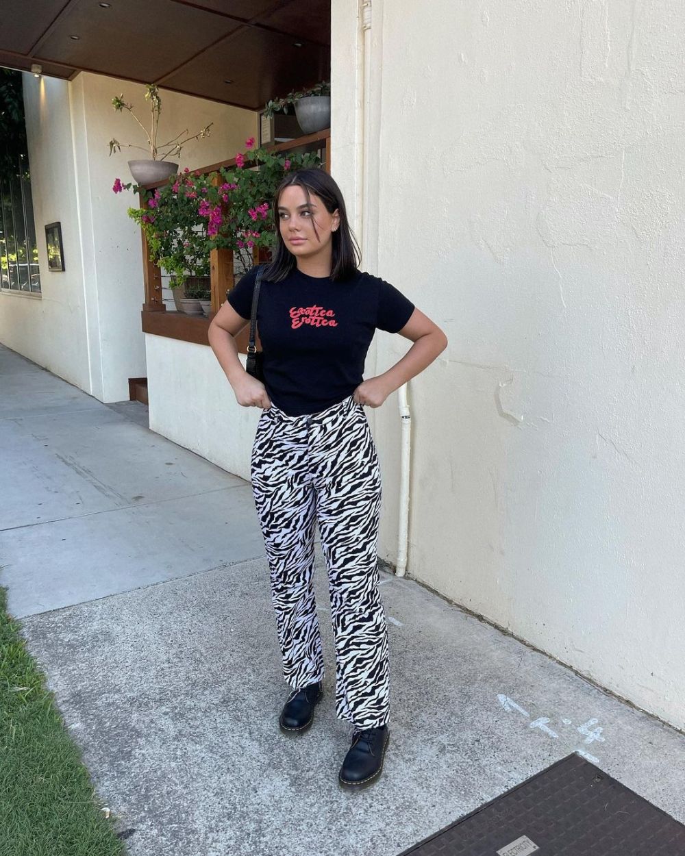 9 Inspirasi Outfit Hangout Bella Fiori, Jadi Pusat Perhatian