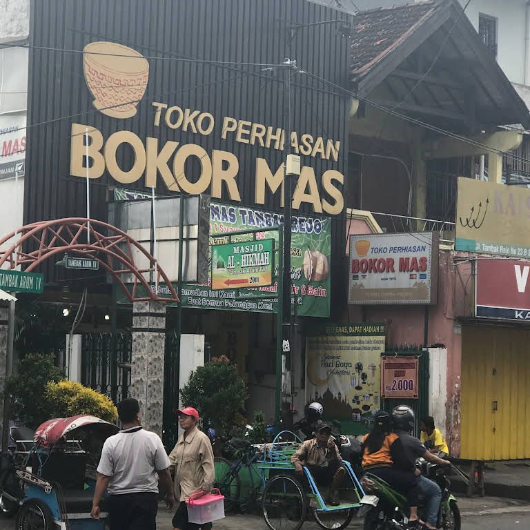 9 Rekomendasi Toko Emas di Surabaya, Update Mode dan Berkualitas