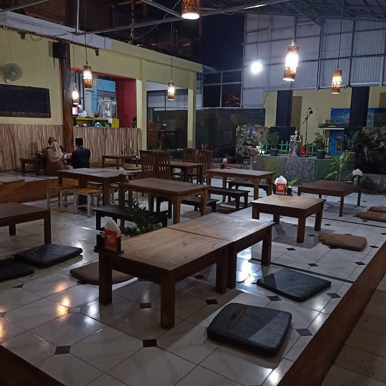 7 Rekomendasi Rumah Makan di Pasuruan, Lokasi dan Jam Buka