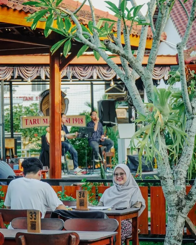8 Kafe Bernuansa Joglo di Jogja, Suasananya Tenang Bikin Betah
