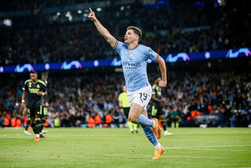 8 Pemain Manchester City yang Juara Premier League Perdana Musim Ini