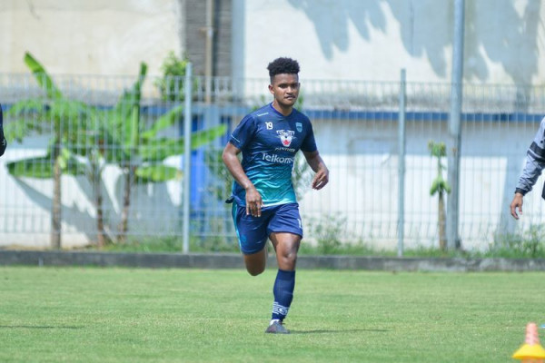 Selesai dengan Persib Bandung, David Rumakiek Merapat ke PSIS Semarang