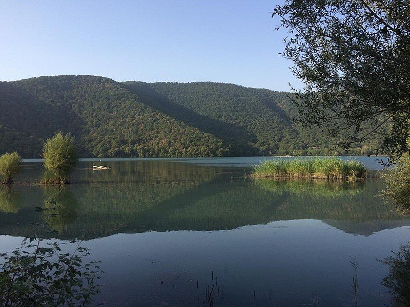 Destinasi Danau Memukau di Azerbaijan