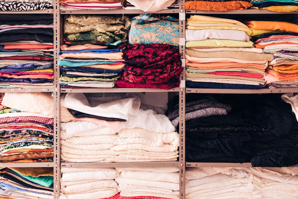5 Kesalahan saat Menyimpan Pakaian, Baju Jadi Mudah Rusak