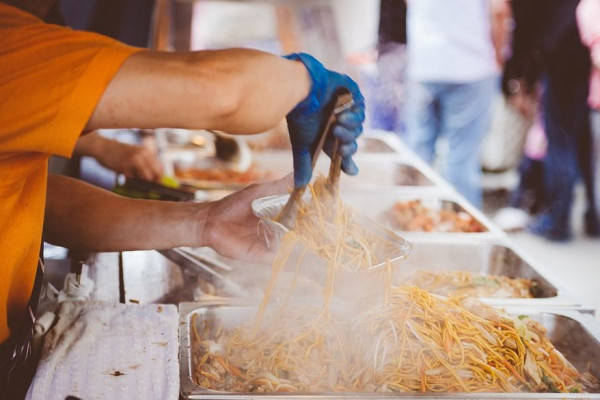 Alasan Street Food Lebih Enak Dan Menarik