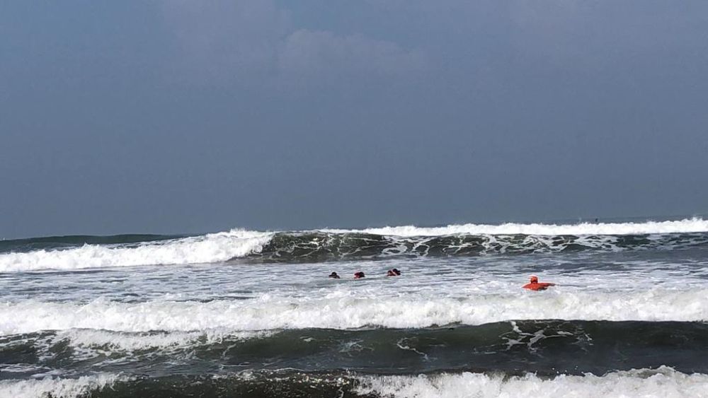 Pelajar Sukoharjo Terseret Ombak Pantai Sedahan Gunungkidul  