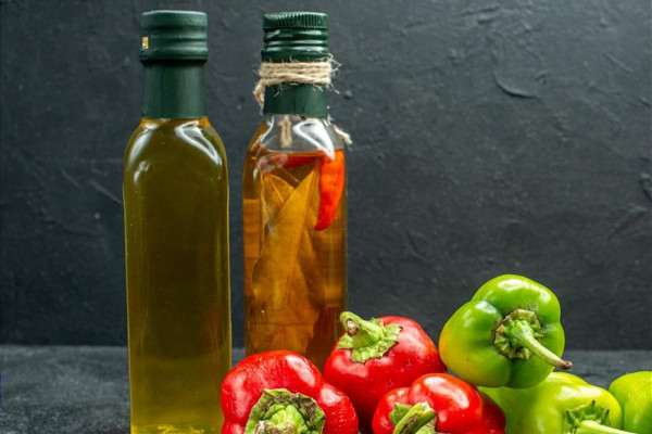 5 Jenis Chili Oil dari Berbagai Negara, Varian Rasa Pedas yang Khas