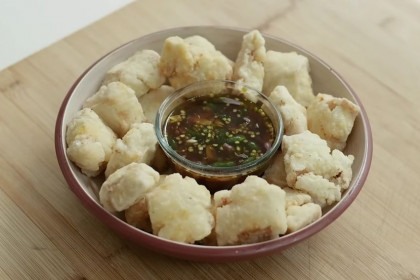 Cara Membuat Tahu Aci Krispi Kuah Gejrot Renyah