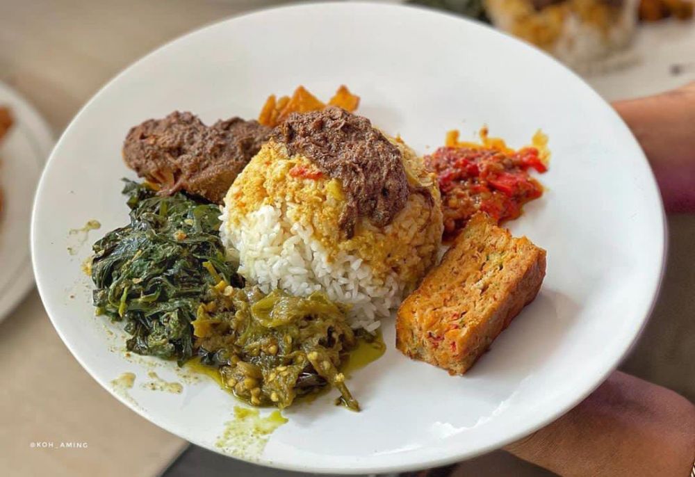 5 Rekomendasi Rumah Makan Padang Terlaris di Jember, Wajib Coba!