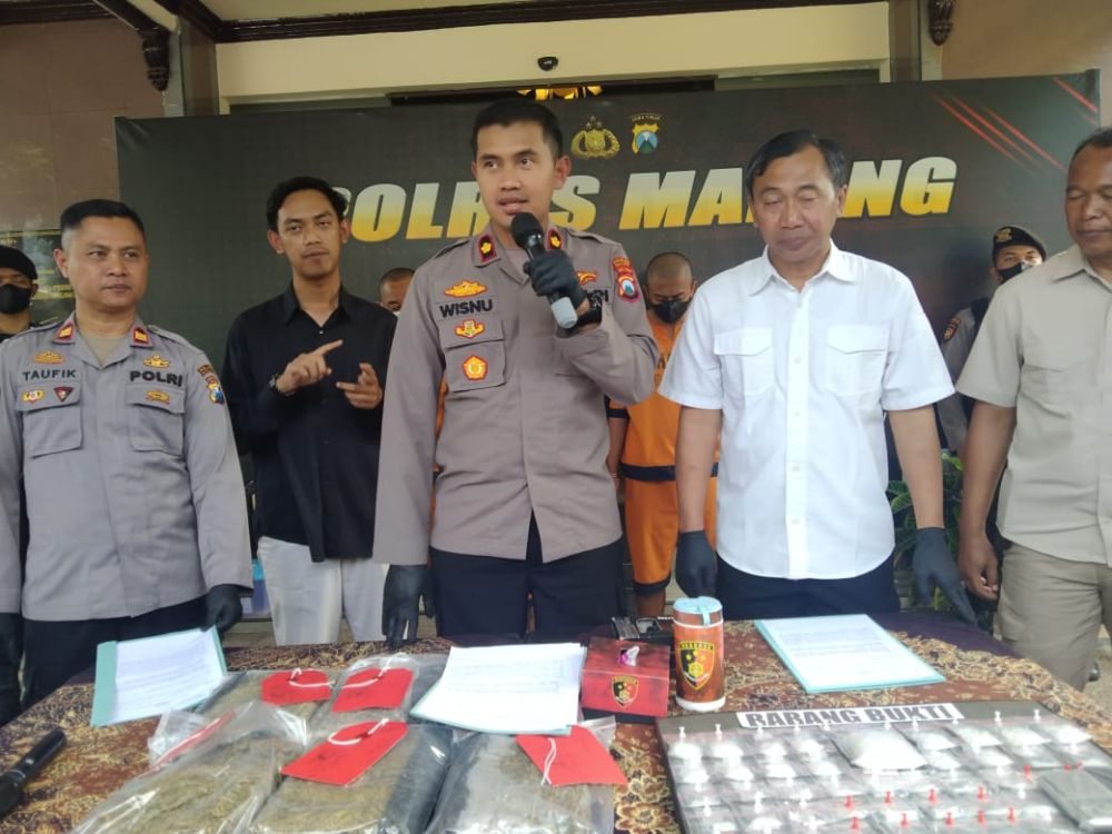 6,5 Kilogram Ganja Disita Polisi dari 3 Orang Pengedar di Malang
