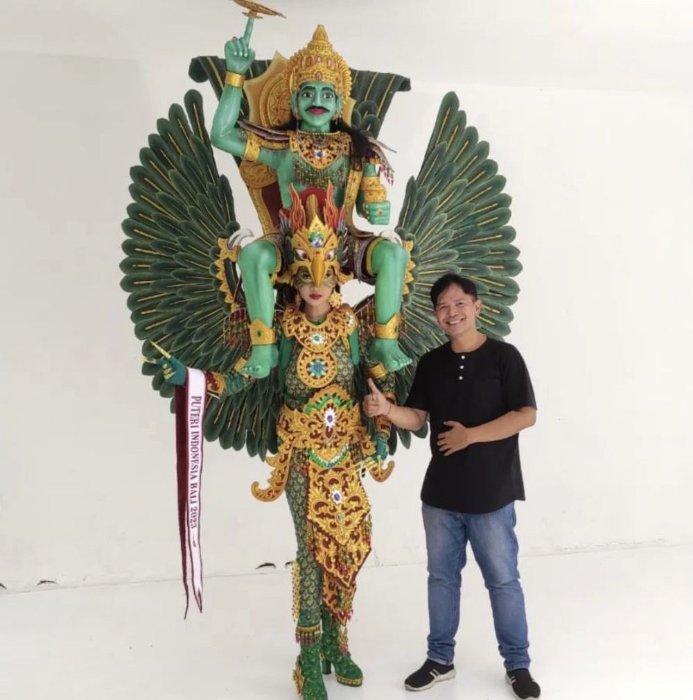 7 Potret Kostum Tradisional Puteri Indonesia Bali 2023