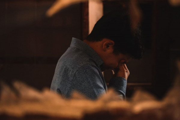 5 Dampak Negatif Mengabaikan Emosional Anak yang Muncul saat Dewasa