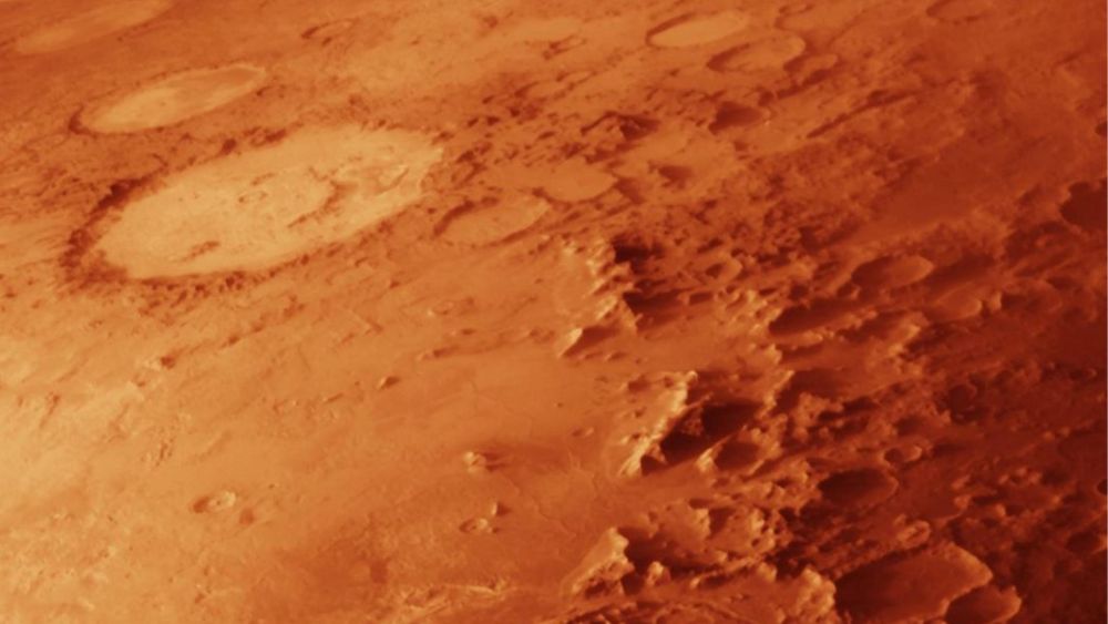 5 Cool Places You Can Explore When You Go to Mars