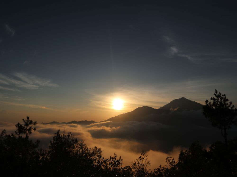 Trik Mendaki Gunung Batur di Bali, biar Dapat Sunrise