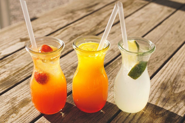 5 Resep Minuman Segar Musim Panas, Looknya Menggoda Selera
