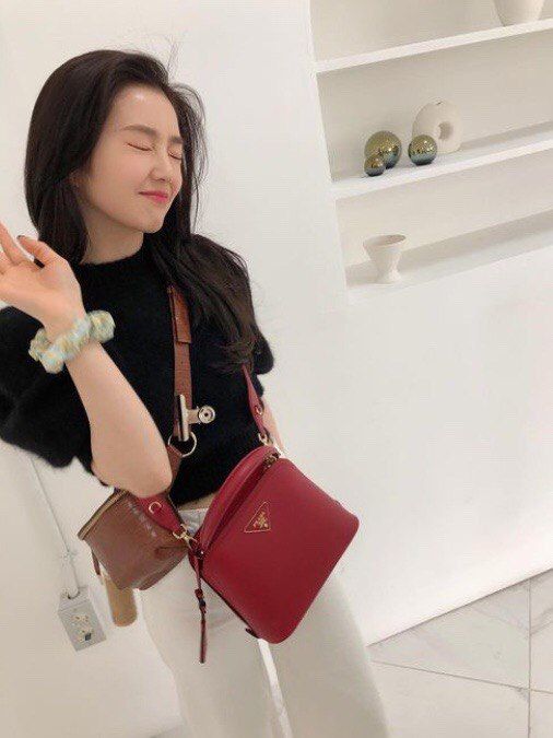 10 Ide Outfit Sehari-hari ala Irene Red Velvet, Tampil Ciamik!