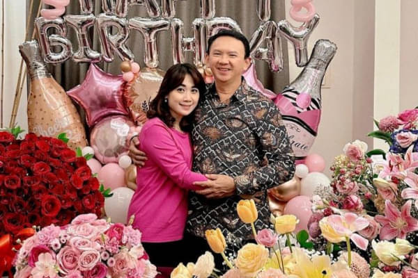 Potret Perayaan Ultah Ke Puput Nastiti Devi Istri Ahok