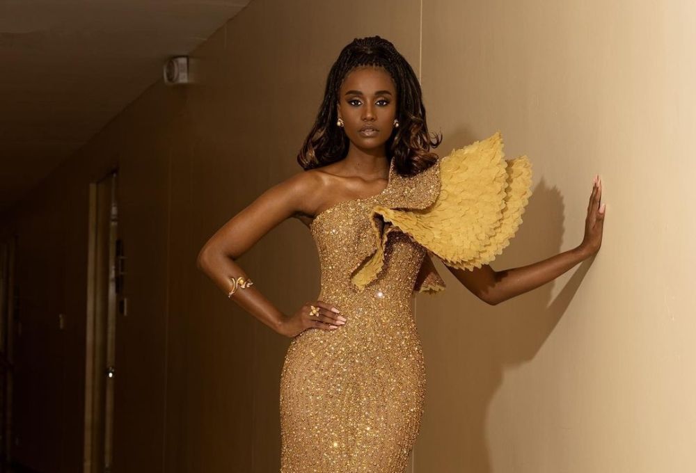 7 Potret Terkini Zozibini Tunzi Miss Universe 2019 Menawan