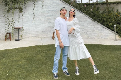 8 Potret Mesra Mond Tanutchai Baitoey Punnisa, Couple Goals