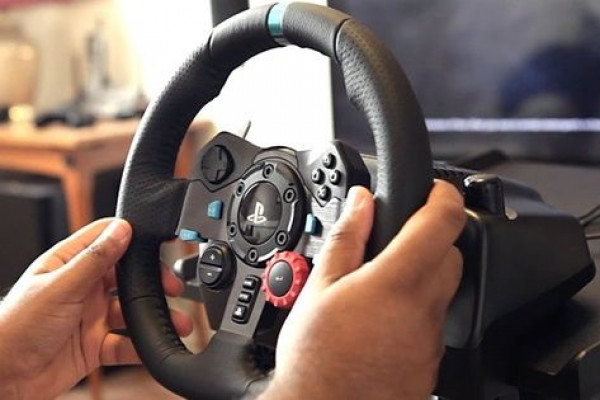 5 Aksesoris PS4 Paling Diburu di Tahun 2023, Sudah Punya?