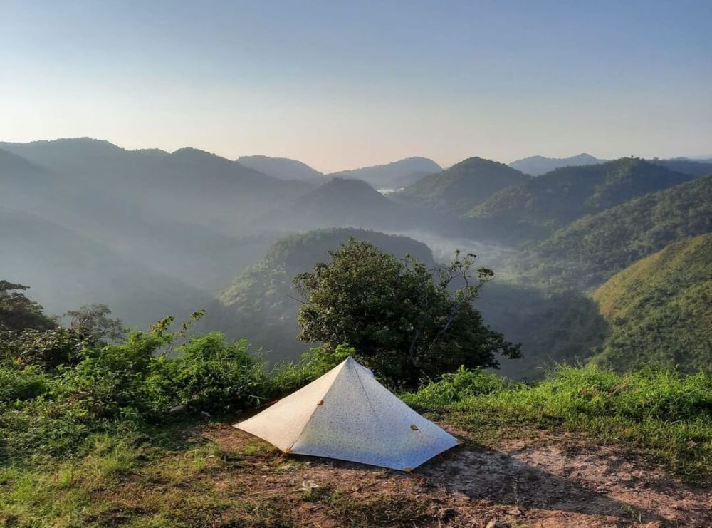 5 Rekomendasi Tempat Camping di Jabar, Dijamin Liburan Makin Asik