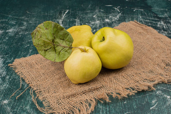 13 Fakta Menarik Buah Quince, Sudah Tahu Rasanya?