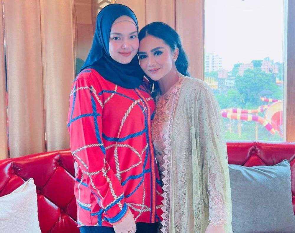 7 Potret Keakraban Siti Nurhaliza Dengan Artis Indonesia