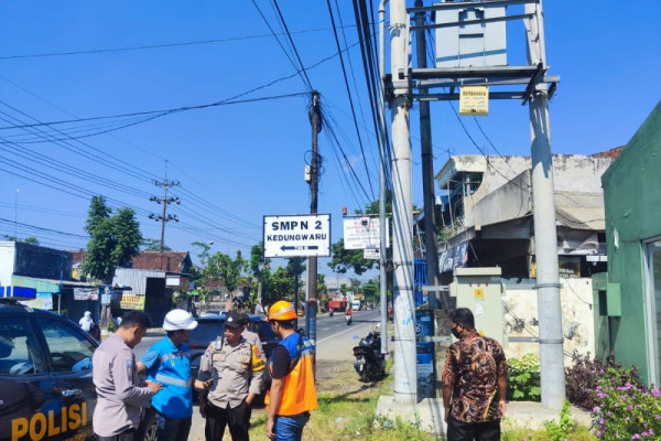 Komplotan Pencuri Potong Kabel Listrik PLN Tulungagung