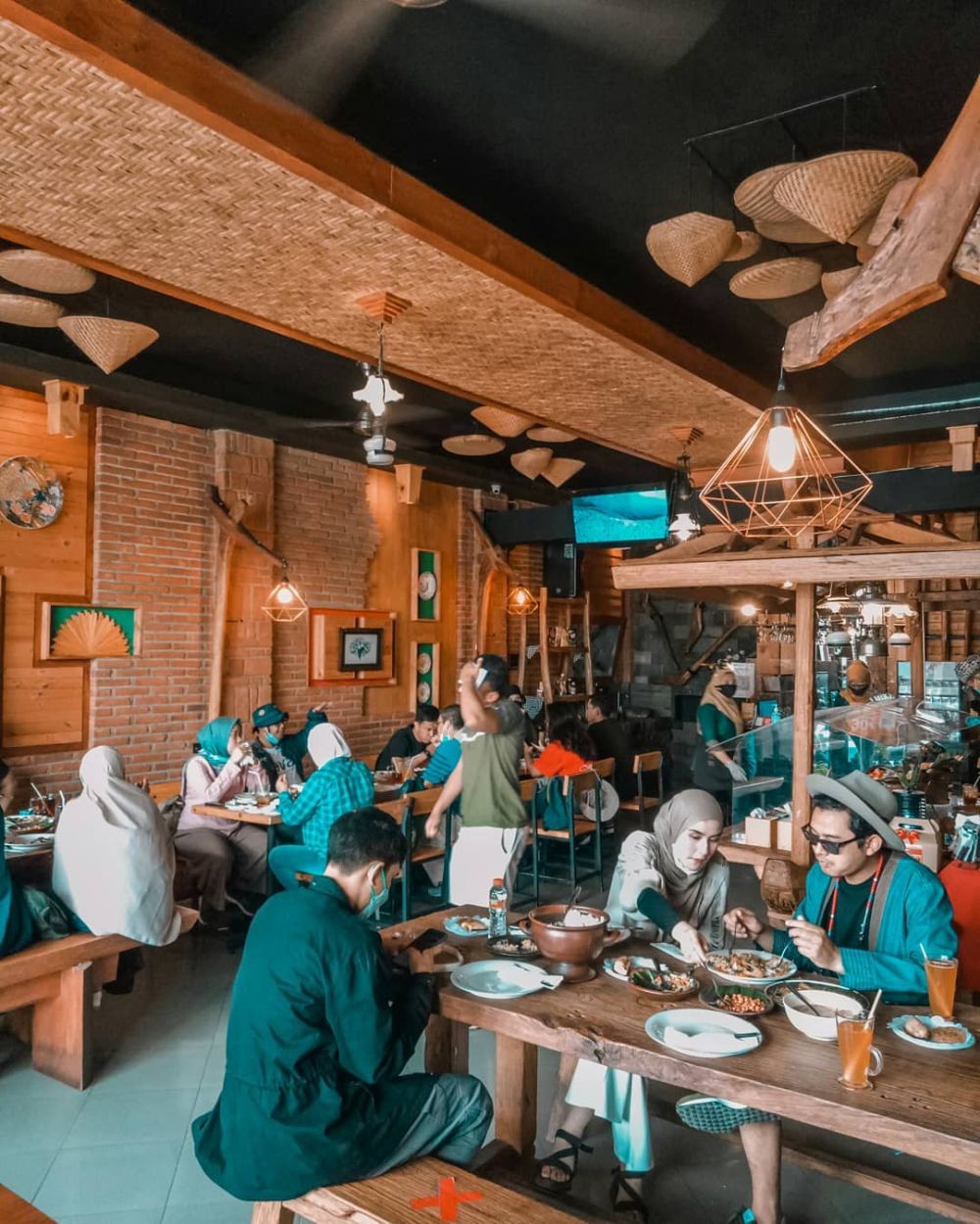 7 Rekomendasi Rumah Makan di Banyuwangi, Paling Populer!