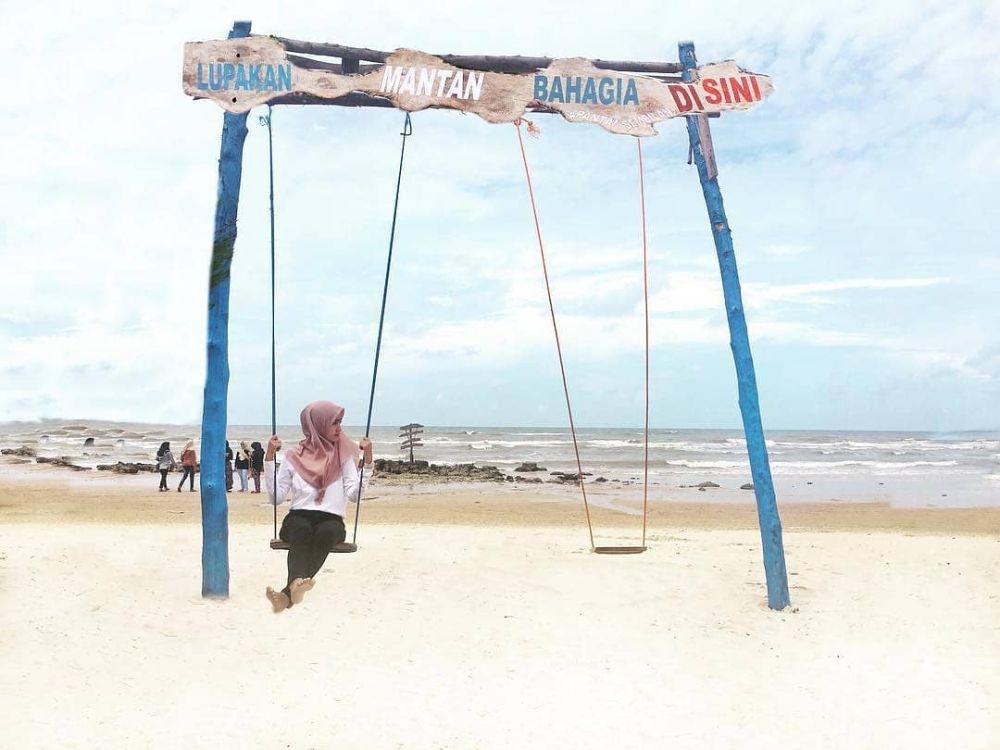 Informasi Pantai Lon Malang, Keindahan Alam di Pulau Madura!
