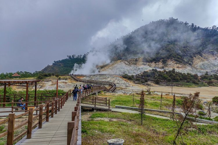 5 Tempat Wisata Dieng yang Wajib Dikunjungi, Dataran Indah Jawa Tengah