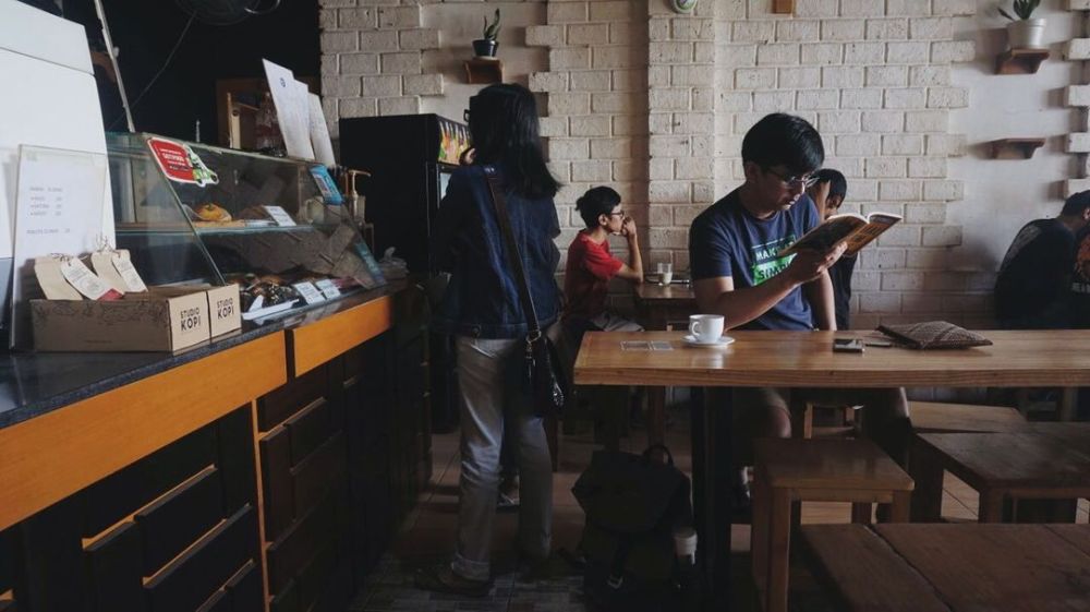 8 Kafe Dekat Kampus Atma Jaya Babarsari, Nyaman Nongkrong Bareng Teman