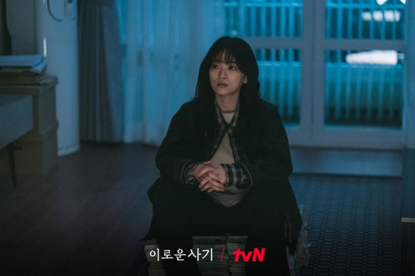 Teori Masa Lalu Lee Ro Um di Delightfully Deceitful, Banyak Plot Twist